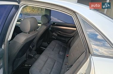 Седан Audi A4 1998 в Малине