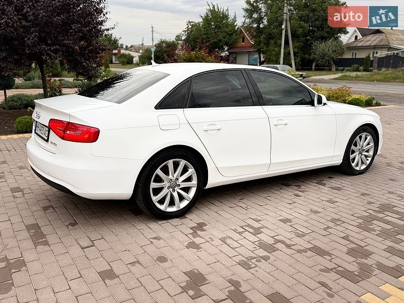 Седан Audi A4 2014 в Бершади