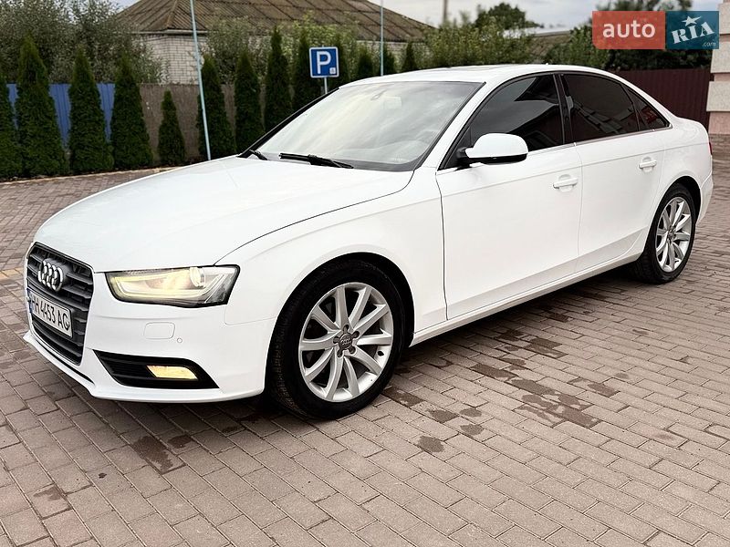 Седан Audi A4 2014 в Бершади