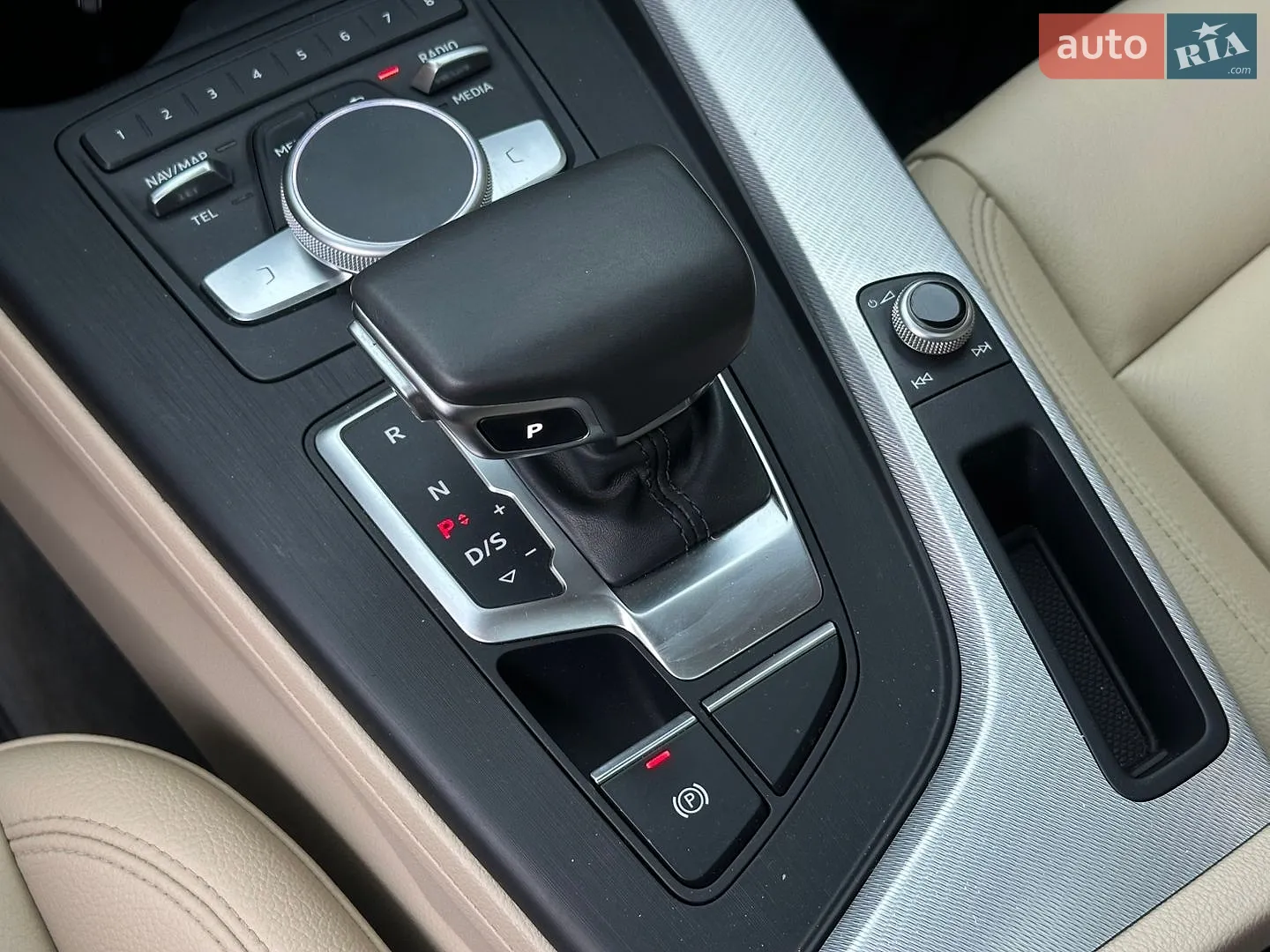 2016 Audi A4 - мініатюра 35
