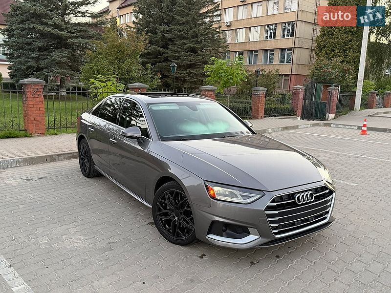 Седан Audi A4 2020 в Львові