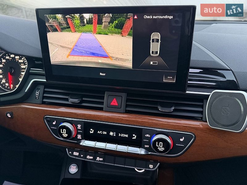 Седан Audi A4 2020 в Львові
