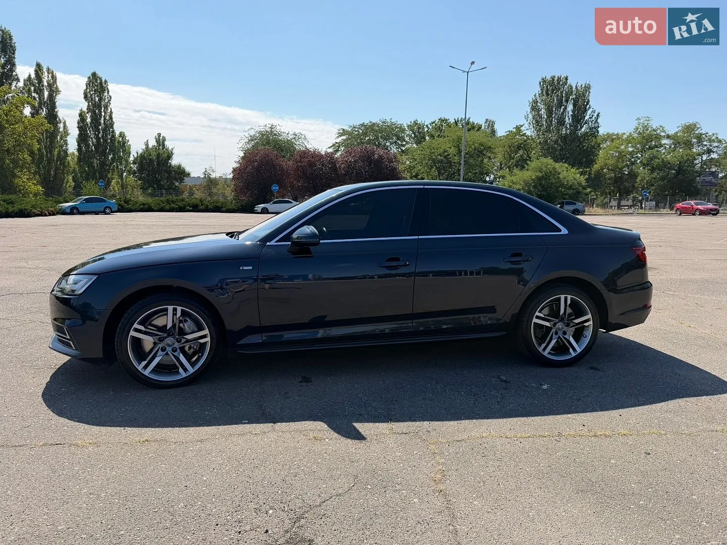 2017 Audi A4 - мініатюра 2