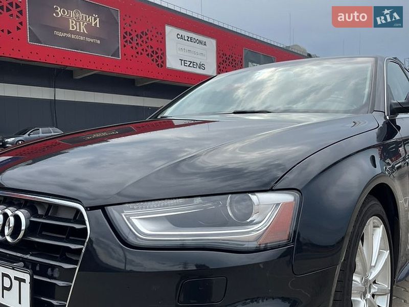 Седан Audi A4 2013 в Києві