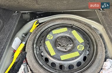 Седан Audi A4 2011 в Львові