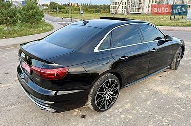 Седан Audi A4 2020 в Рівному