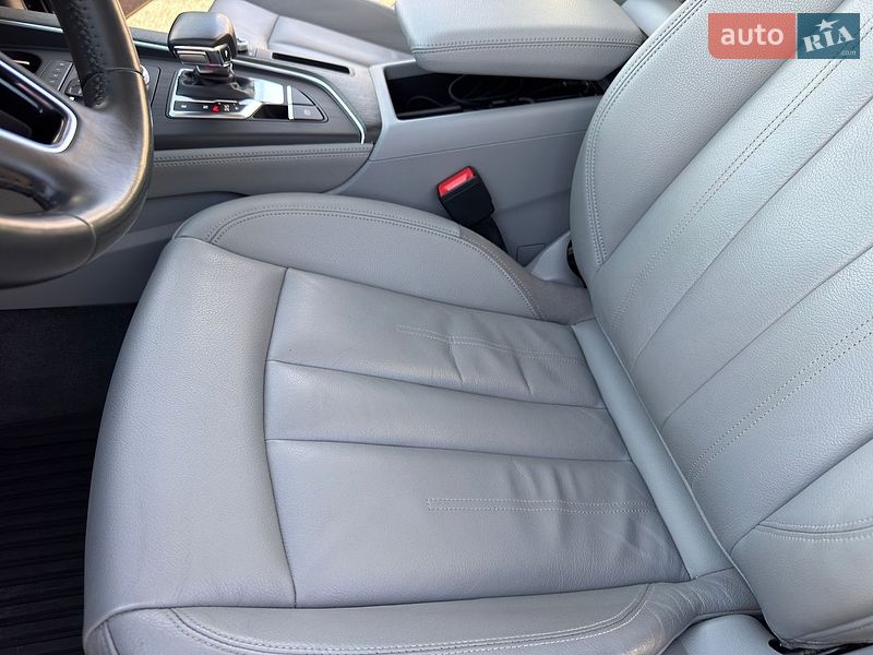 Седан Audi A4 2019 в Києві