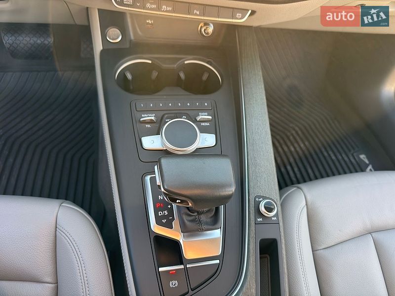 Седан Audi A4 2019 в Києві