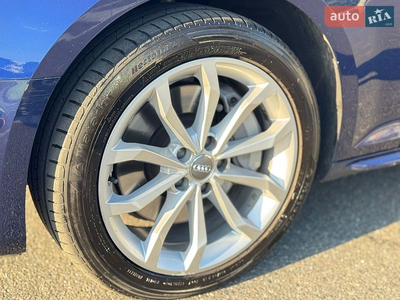 Седан Audi A4 2019 в Києві