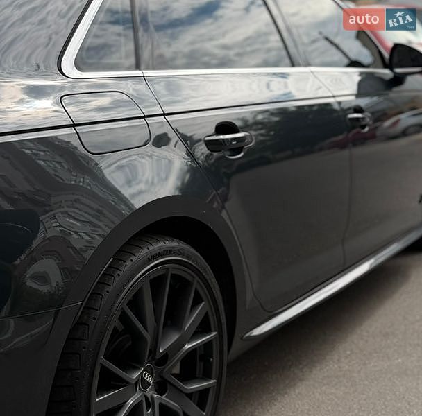 Седан Audi A4 2018 в Харкові