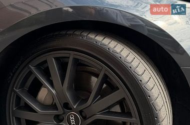 Седан Audi A4 2018 в Харкові