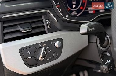 Седан Audi A4 2018 в Харкові