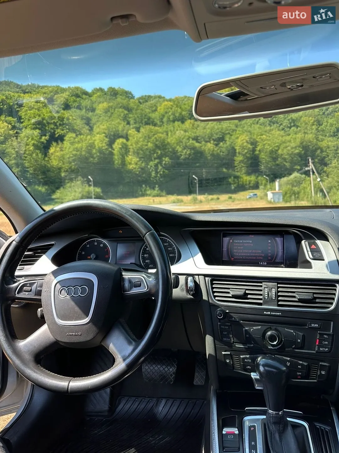 2011 Audi A4 - мініатюра 2