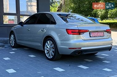 Седан Audi A4 2017 в Трускавці