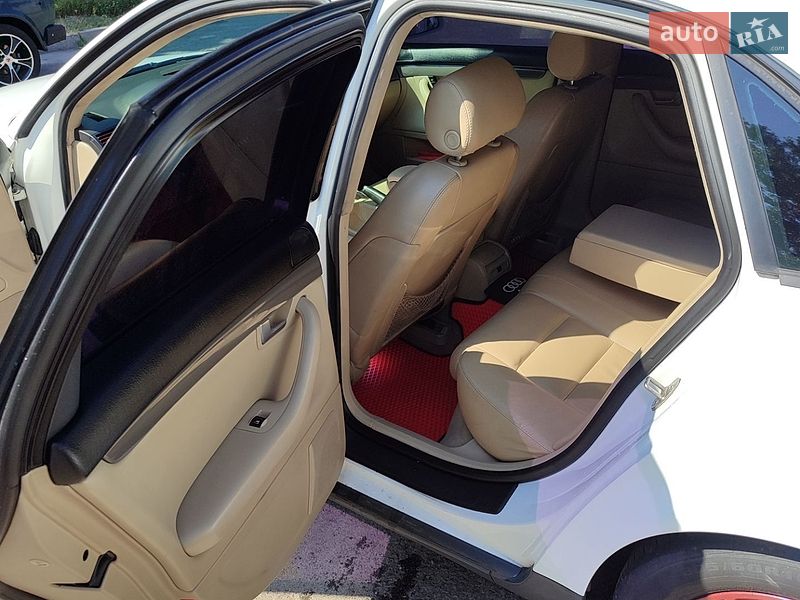 Седан Audi A4 2003 в Киеве