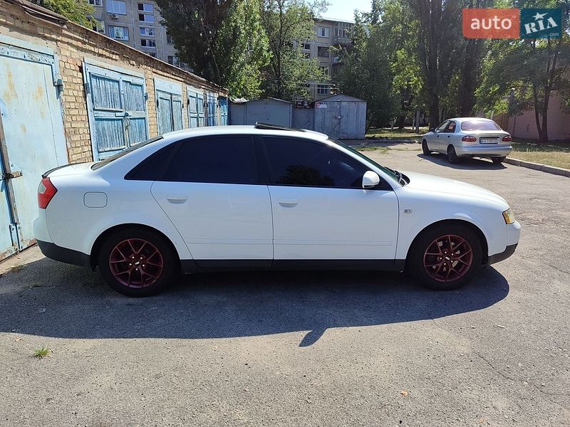 Седан Audi A4 2003 в Киеве