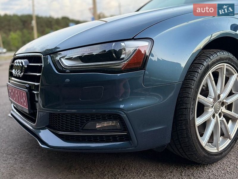 Седан Audi A4 2015 в Чернигове