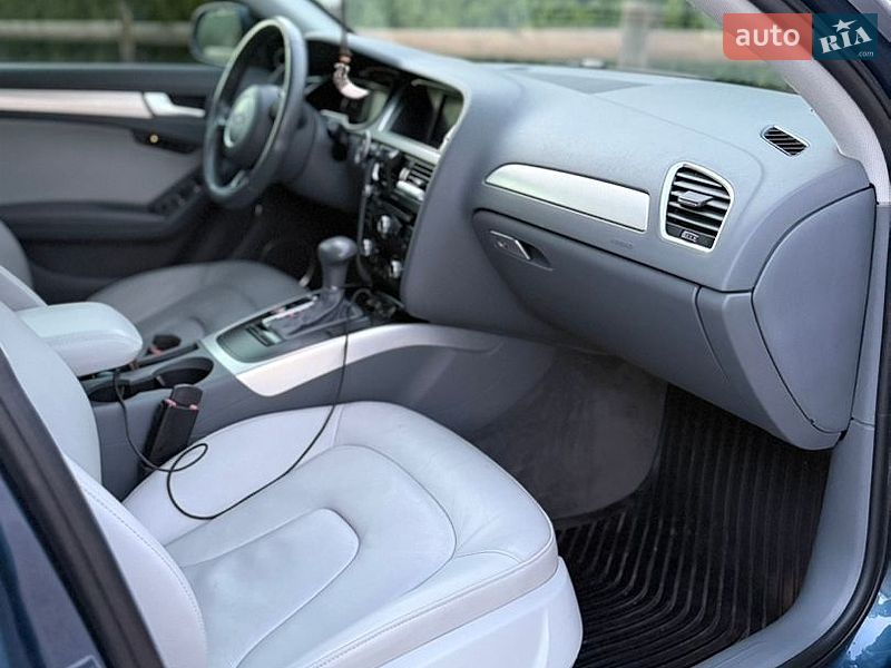 Седан Audi A4 2015 в Чернигове