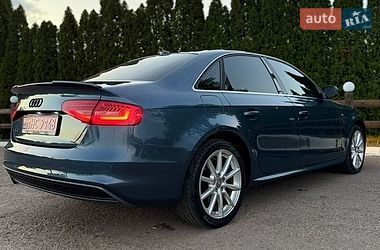 Седан Audi A4 2015 в Чернигове