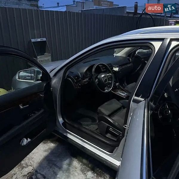 Универсал Audi A4 2004 в Львове