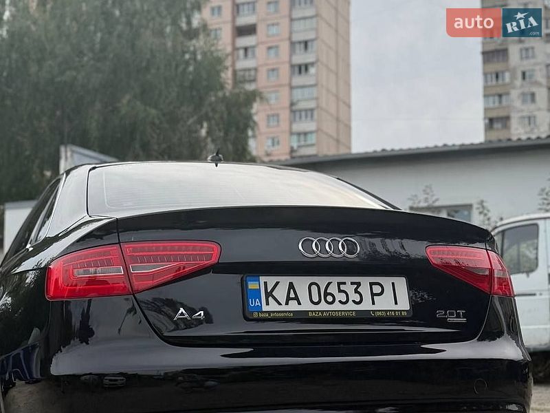 Седан Audi A4 2012 в Киеве
