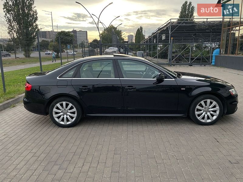 Седан Audi A4 2015 в Києві