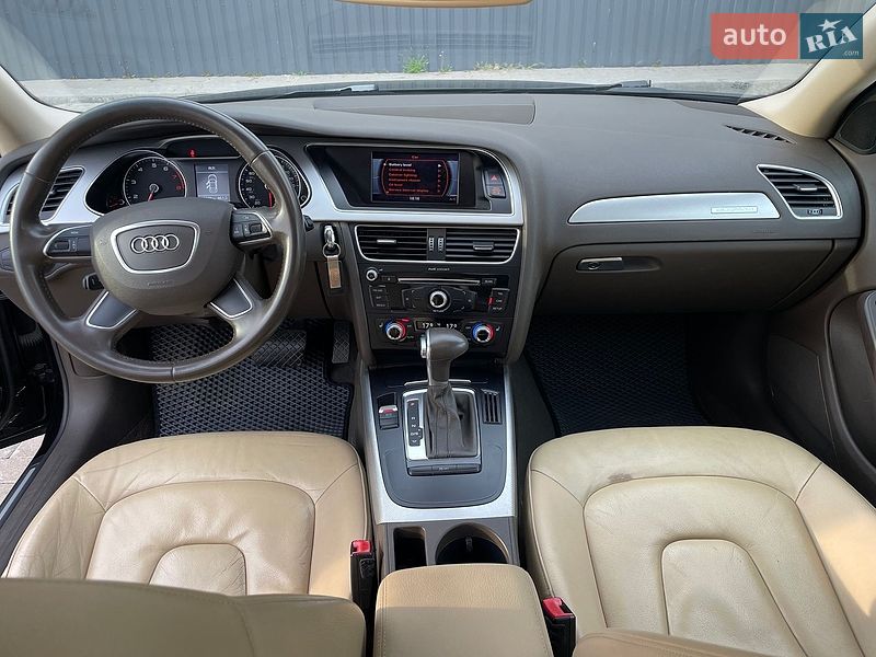 Седан Audi A4 2015 в Києві