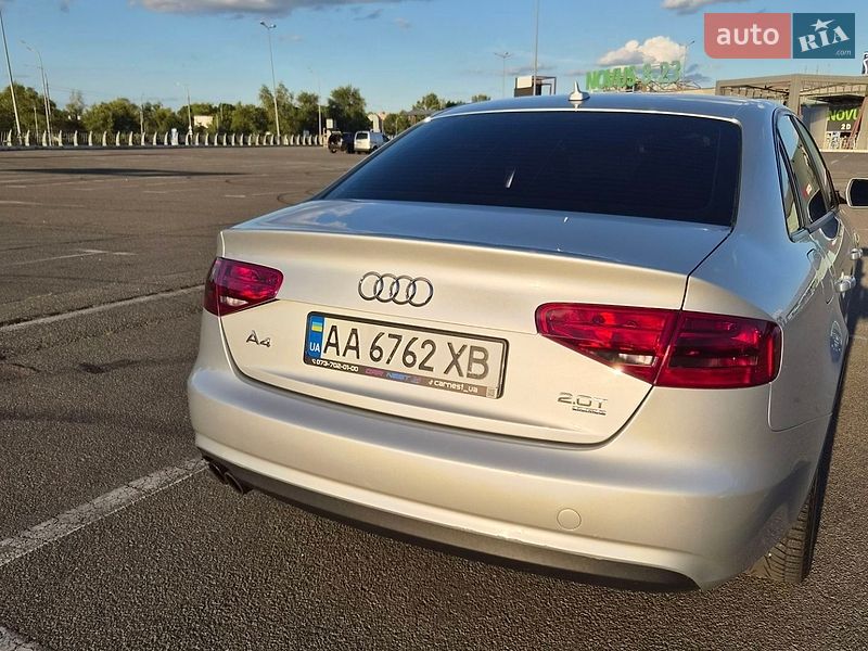 Седан Audi A4 2012 в Києві