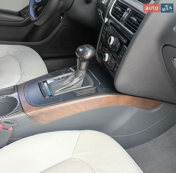 Седан Audi A4 2014 в Харкові