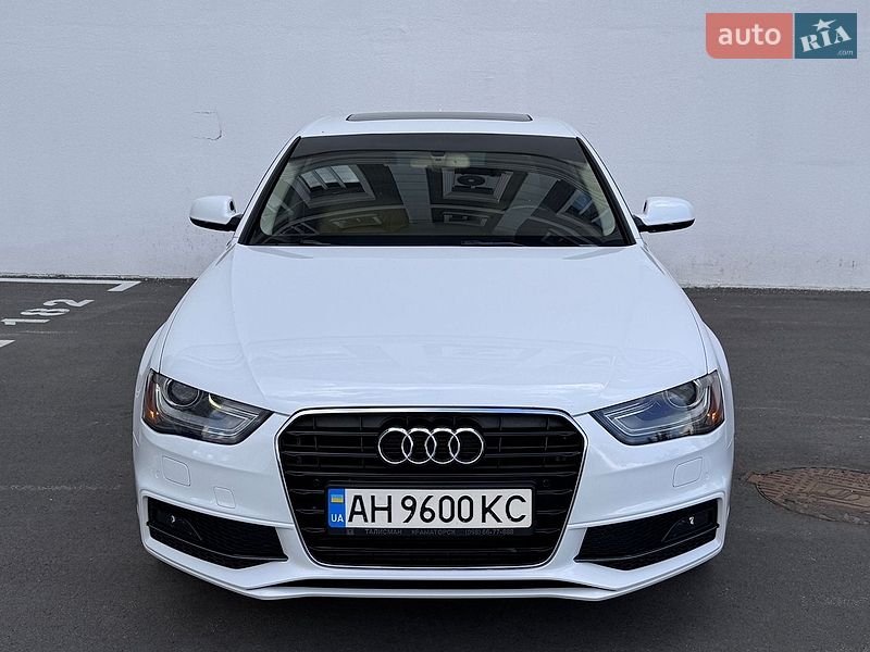 Седан Audi A4 2014 в Києві