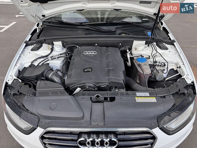 Седан Audi A4 2014 в Києві