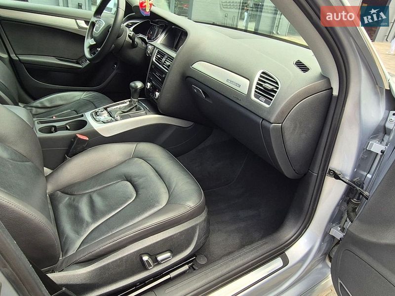 Седан Audi A4 2015 в Полтаві