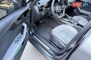 Седан Audi A4 2023 в Києві
