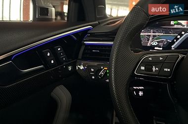 Седан Audi A4 2023 в Києві