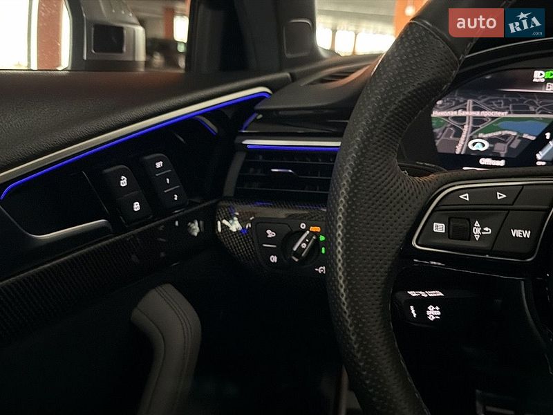 Седан Audi A4 2023 в Києві