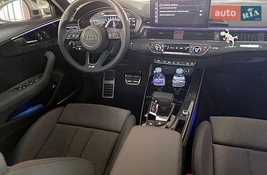 Седан Audi A4 2023 в Києві