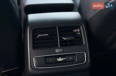 Седан Audi A4 2016 в Мукачевому