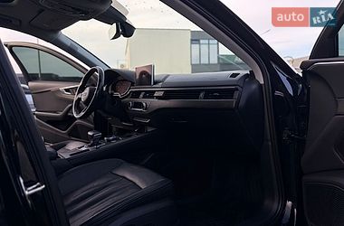 Седан Audi A4 2016 в Мукачевому