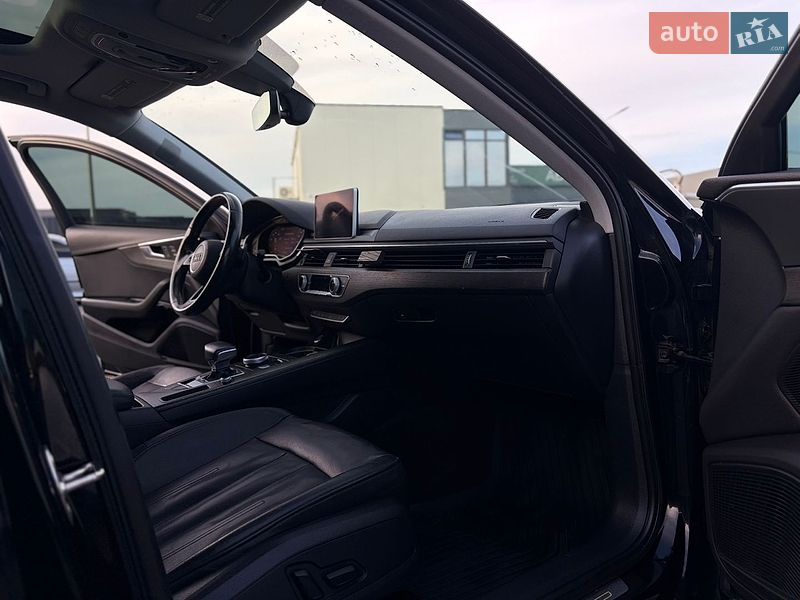 Седан Audi A4 2016 в Мукачевому