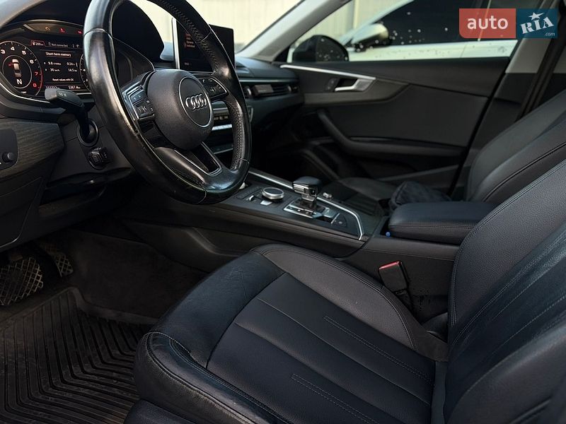 Седан Audi A4 2016 в Мукачевому