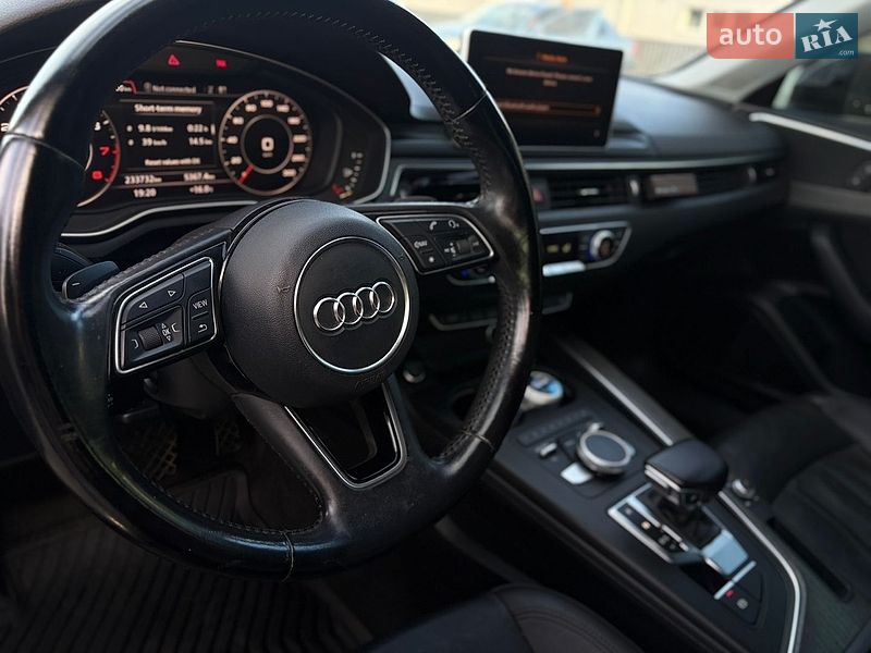 Седан Audi A4 2016 в Мукачевому