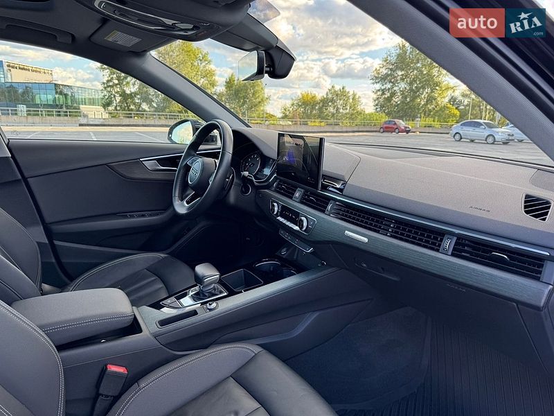 Седан Audi A4 2021 в Киеве фото 70 Седан Audi A4 2021 в Киеве