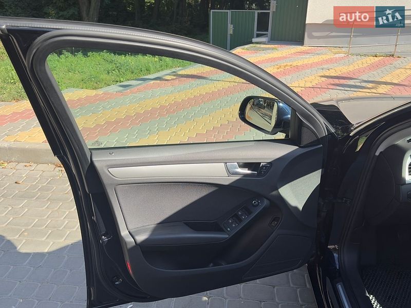 Седан Audi A4 2009 в Виннице