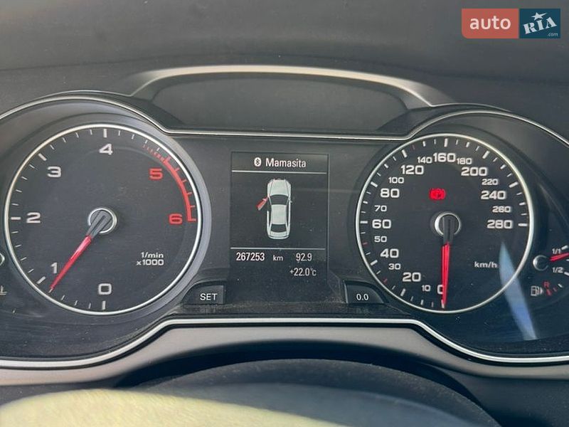 Седан Audi A4 2012 в Черновцах