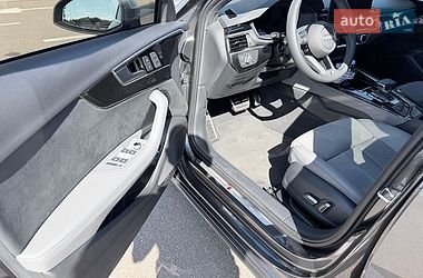 Седан Audi A4 2023 в Києві