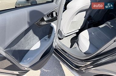 Седан Audi A4 2023 в Києві