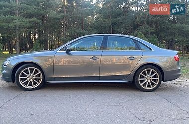 Седан Audi A4 2015 в Кропивницком