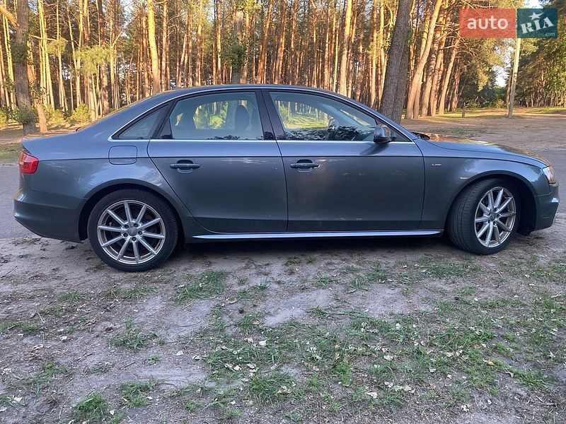 Седан Audi A4 2015 в Кропивницком
