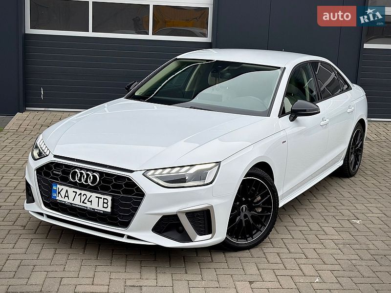 Audi A4 2021