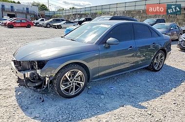 Седан Audi A4 2021 в Львове